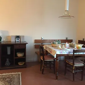 Casa vacanze La Casa Tra Gli Olivi, Sona